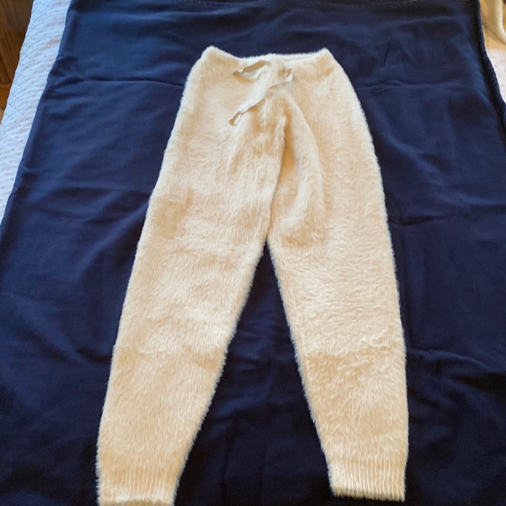 Chalet Jogger from mer-sea